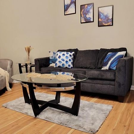 인디애나폴리스 2 Bd 2 Bath - 5 Min To Downtown 빌라 외부 사진